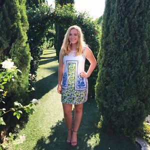 Meet your Posher, Olivia